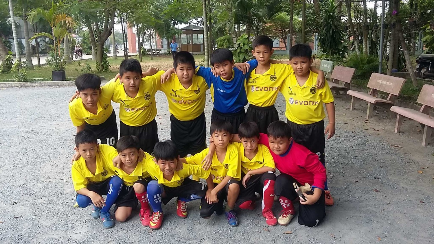Câu lạc bộ bóng đá Trường tiểu học Định Hòa