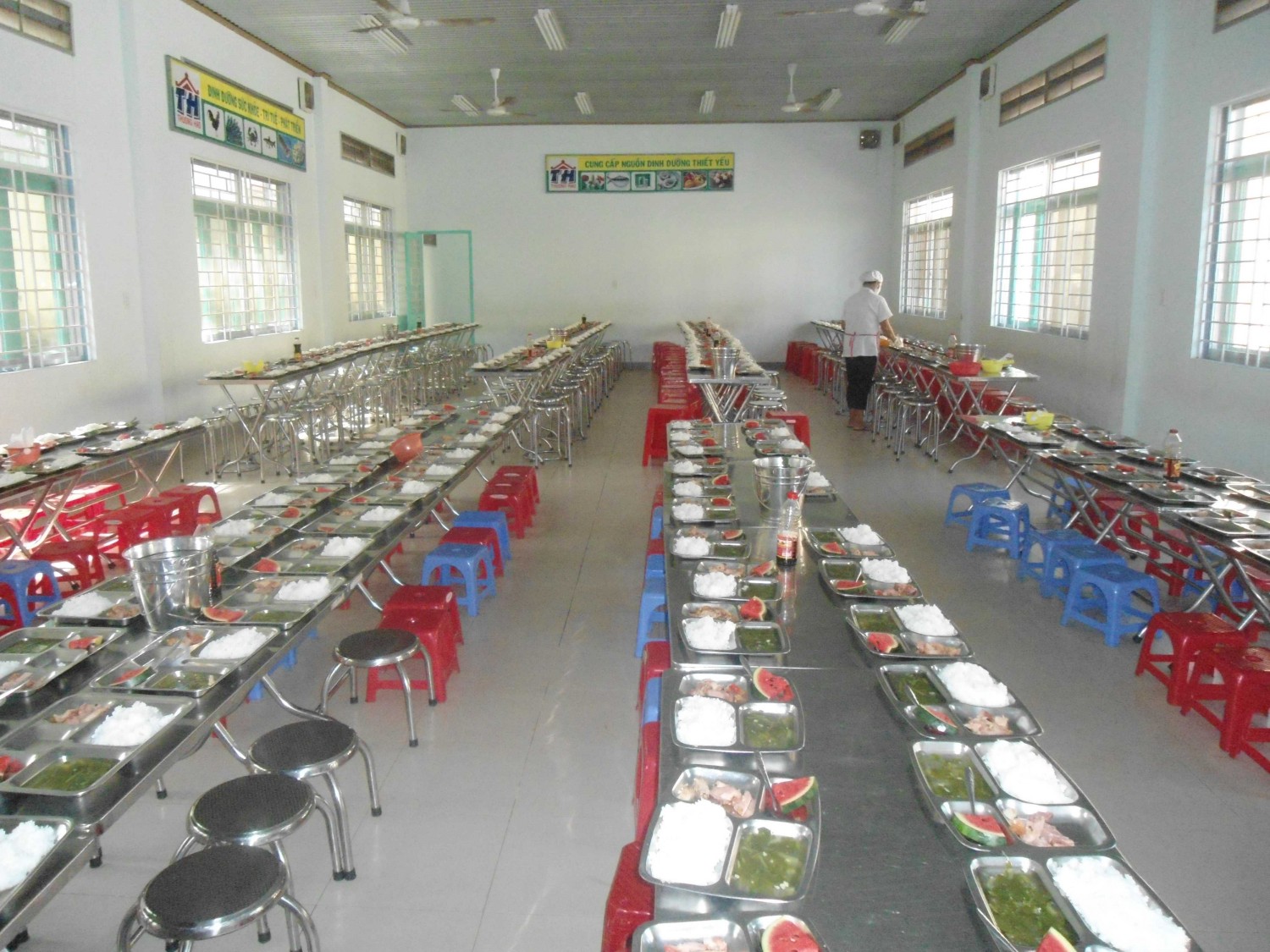 Trường tiểu học Định Hòa được đầu tư về cơ sở vật chất bán trú